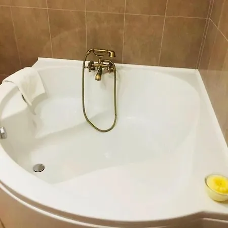 住宿加早餐酒店 La Torre 贝尔韦代雷