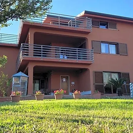 Bed & Breakfast La Torre 3*